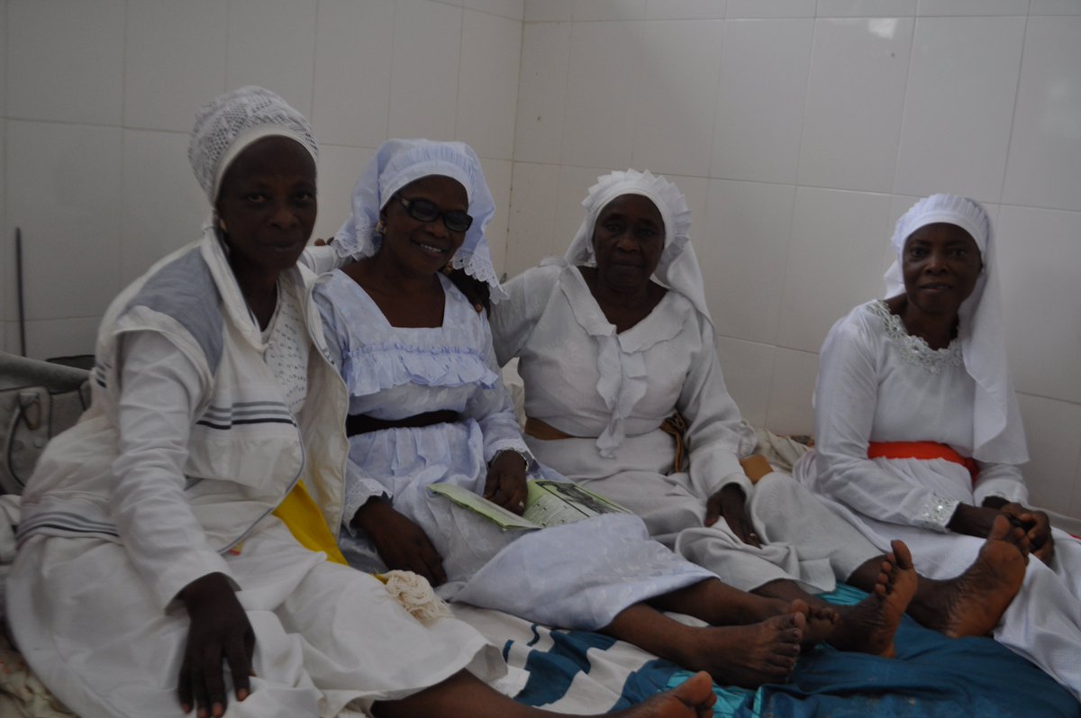 [twitter.com][827]EDDnYL3XoAEq7W