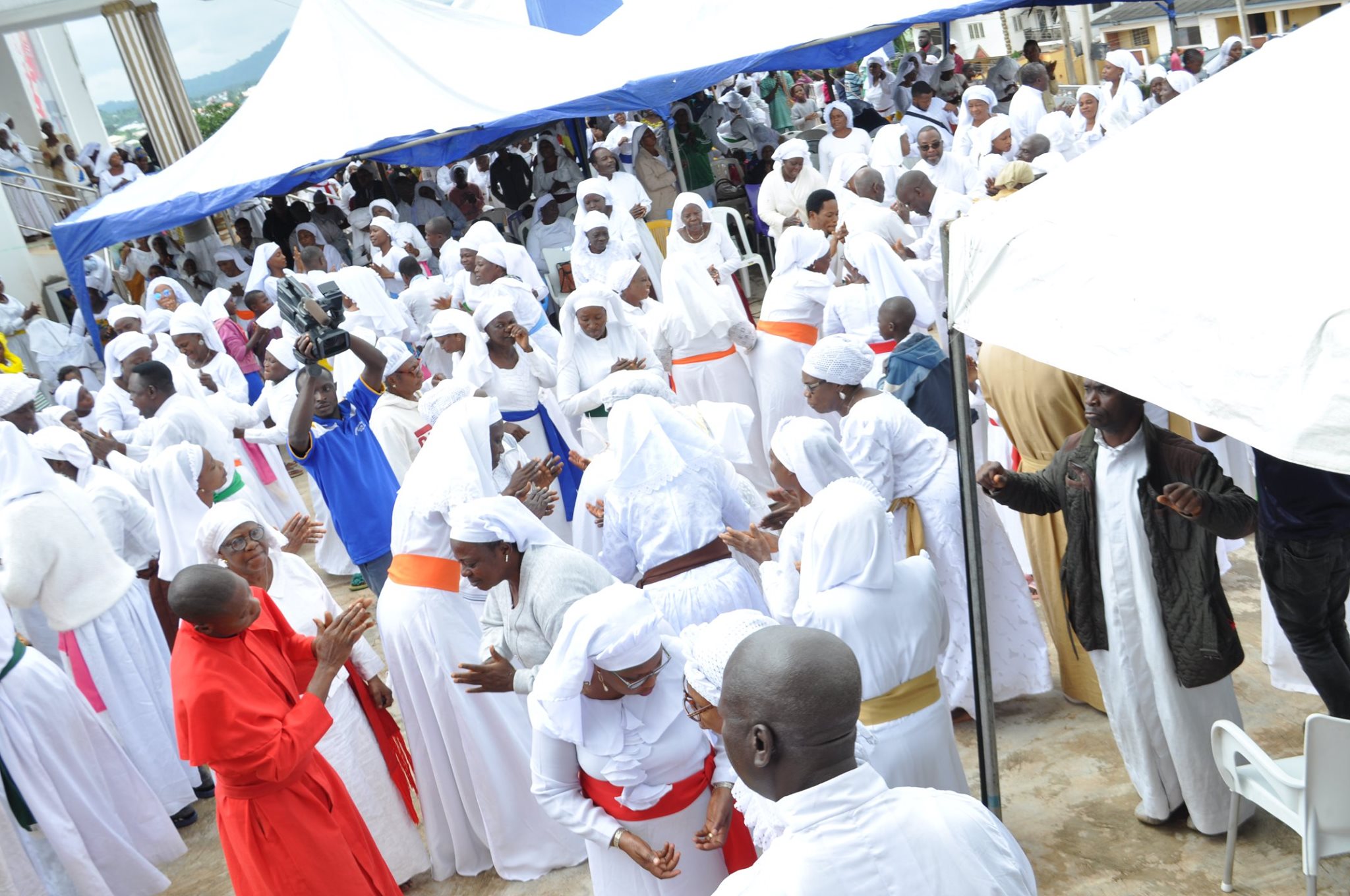 69207804_441452516456110_1214617966784544768_o